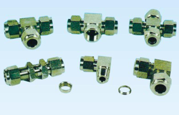 HYG鋼制雙卡套管接頭